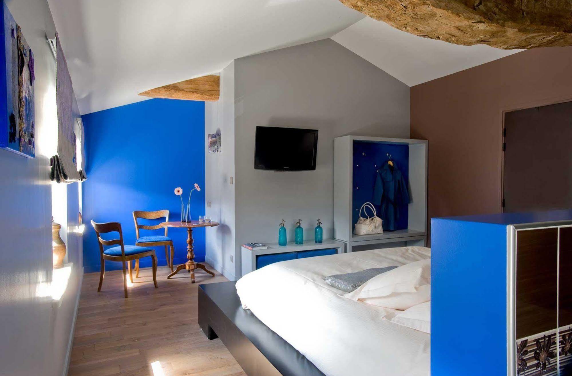 Hotel Spa Frederic Carrion Et Sa Table Gastronomique Viré Exteriér fotografie